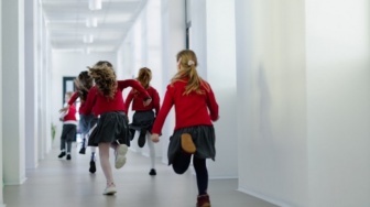 Fenomena Kelas Menengah Pilih Sekolah Swasta: Tren atau Kecemasan?