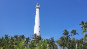 Pulau Lengkuas Belitung Surga Tropis Dengan Mercusuar Bersejarah