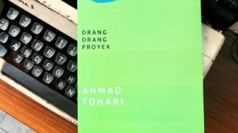 Orang-Orang Proyek: Potret Getir Idealisme yang Terbentur Busuknya Sistem