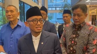 Wakil Menteri Haji Dahnil Anzar: Ongkos Haji Akan Tetap Turun