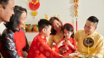 Sudah Tahu Belum? 7 Tradisi dan Pantangan Imlek Pembawa Keberuntungan