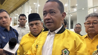 Bahlil Mantap Nyaleg 2029: Wartawan Jangan Tanya Lagi, Saya Caleg!