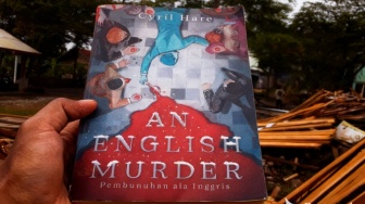 Sianida di Balik Topeng Kesopanan Bangsawan Inggris dalam An English Murder
