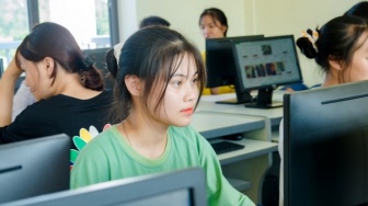 Gen Z Disebut Kalah Cerdas dari Milenial, Efek EdTech di Dunia Pendidikan?