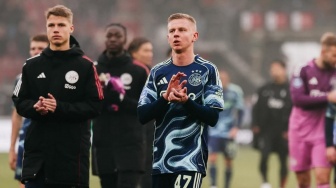 Nasib Tragis Rekan Baru Maarten Peas, Oleksandr Zinchenko Dipastikan Absen Sampai Akhir Musim