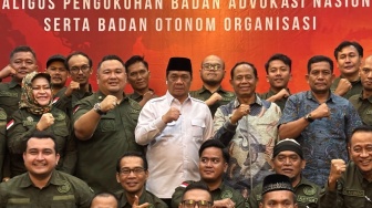 Fokus Kerja Dulu: Meski Didukung Relawan, Prabowo Kirim Pesan Mengejutkan Jelang Pemilu 2029