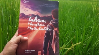 Narasi Pertobatan dan Kritik Pacaran dalam Tuhan Maafkan Masa Laluku