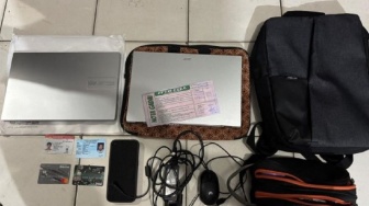 Pemilik Kos Kehilangan Laptop Setelah Mabuk Bareng Pria Menyamar Perempuan Berhijab