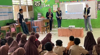 Mitigasi Bencana Lewat Nyanyian dan Game, Cara Mahasiswa Untidar Edukasi Pelajar di Maninjau Agam