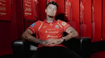 Shayne Pattynama Ungkap Persaingan di Persija Jakarta, Optimis Masuk Skuad Utama?