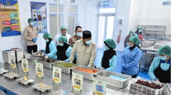 Polisi Urus Dapur MBG: Prestasi atau Salah Kamar Tugas?