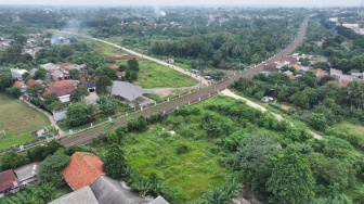 Tembus Pelosok Bumi Tegar Beriman: Pemkab Bogor Tuntaskan Ratusan Kilometer Jalan dari Barat-Timur