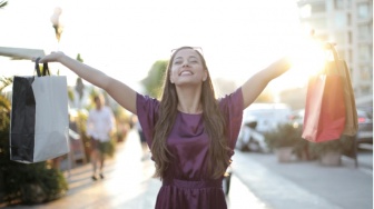 Diskon Ramadan: Menakar Batas Antara Kebutuhan dan Godaan Konsumsi