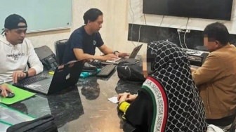 Tipu Puluhan Calon Jemaah Umrah Asal Gowa, ASN dan Purnawirawan TNI Ditangkap