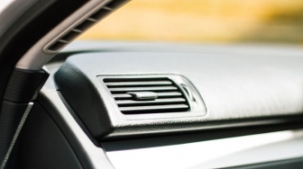 Biaya Service AC Mobil Membengkak? Bisa Jadi Karena Oli & Dryer Terlambat Diganti