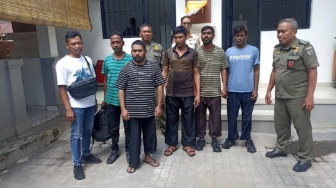 Tidur di Masjid Tanpa Identitas, 7 Pria Asal Bangladesh Akan Dideportasi dari Bali