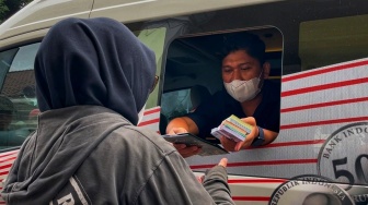 Warga Jogja War Penukaran Uang Baru, Rela Antre Online demi THR Lebaran