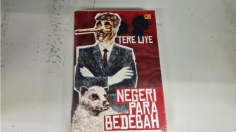 Para Kriminal Berjas Rapi: Satire ala Tere Liye di Negeri Para Bedebah