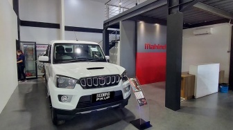 Rektor Paramadina Kritik Rencana Impor 105.000 Pikap: Deindustrialisasi Terselubung