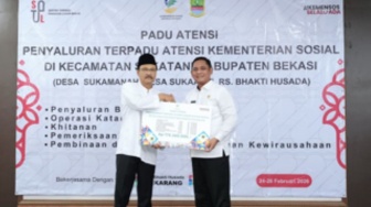 Kemensos Gelar Operasi Katarak Gratis di Bekasi