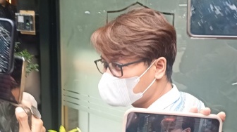 Update Kasus Lesti Kejora vs Yoni Dores, Rizky Billar Datangi Polda Metro Jaya