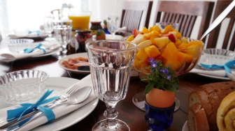 5 Tips Berbuka Puasa agar Tidak Begah, Perut Nyaman Tarawih Aman