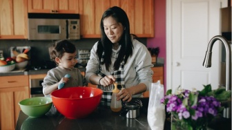 Di Balik Nasi Sisa Sahur: Refleksi Emak-Emak tentang Ramadan dan Kesederhanaan