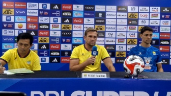 Tanpa Bojan Hodak, Persib Tetap Optimistis Gilas Madura United di GBLA