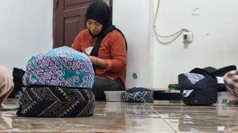 Dari Perca Batik ke Ikon Ramadan: Kisah Peci Jogokariyan Tembus Pasar Mancanegara