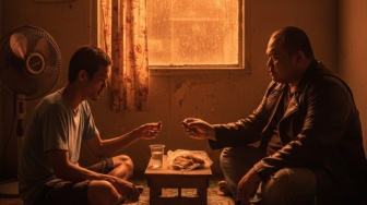 Takjil untuk Penagih Utang Bang Tigor