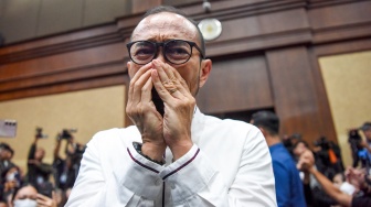 Eks Bos Pertamina Riva Siahaan Dihukum 9 Tahun Penjara