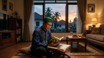 8 Cara Konsisten Baca Al-Qur'an Selama Ramadan