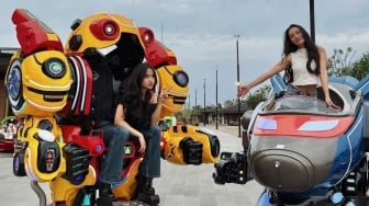 Anti-Mainstream! Fuji dan Erika Carlina Bocorkan Tempat Ngabuburit Kece di Tepi Laut Jakarta