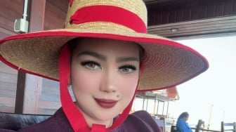 Terpopuler: Viral Foto Lawas Sarifah Suraidah, 35 Kata-Kata Lucu Bulan Puasa