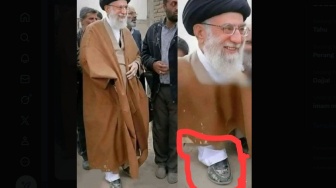 Ali Khamenei Wafat, Sepatu Sederhana Dikenang Rakyat Iran sebagai Warisan Hidup