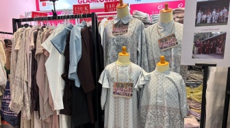Baju Lebaran Cheongsam versi Muslimah Ramai di Pasaran, Perpaduan Ramadan dan Imlek