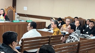Ahok Jadi Saksi Sidang Kasus Korupsi LNG Pertamina Rp1,7 Triliun, Irit Bicara Saat Tiba di Tipikor