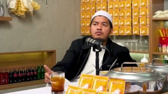 Bukan Ceramah, Ini Job Ustaz Jojo Paling Nyeleneh