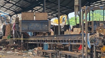 Tragedi di TPA Putri Cempo: Petugas PLTSa Tewas Mengenaskan Terjatuh di Mesin Pemilah Sampah