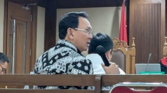Blak-blakan di Sidang, Ahok Cium Upaya 'Sembunyikan' Rugi Pengadaan LNG Pertamina ke Cucu Perusahaan