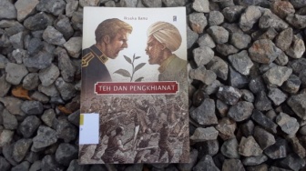 Pergulatan Moral Kolonial dalam Kumpulan Cerpen Teh dan Pengkhianat