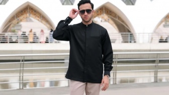 5 Pilihan Kemeja Koko untuk Tampil Rapi saat Ibadah dan Bekerja