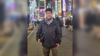 Mengapa Banyak Orang Terjebak 'Mimpi Jadi Kaya' di Ponsel? Detektif Jubun Buka Suara