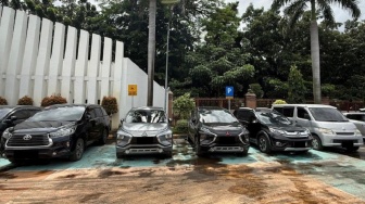 Diduga Dibeli dari Hasil Korupsi, 5 Mobil Operasional Tersangka Kasus Bea Cukai Disita KPK