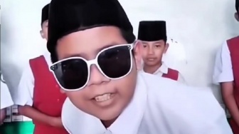 Bocah SD 'Roasting' Prabowo Subianto Pakai Istilah Politik Sensitif, Antek Asing Ikut Diucap