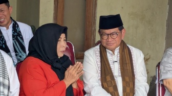 Pembuat Dodol Setu Babakan Curhat ke Pramono: Harus Punya Mesin, Tapi Nggak Punya Duit