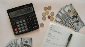 Hentikan Gengsi! Begini Cara Kelola Arisan Biar Tetap Cuan di Bulan Suci