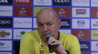 Jelang Jamu Persik Kediri, Bojan Hodak Dipusingkan dengan Masalah Ini!