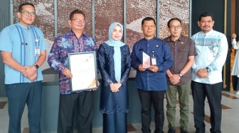 Investasi Kabupaten Serang Tembus Rp21,5 T, Ratu Zakiyah Diganjar Award Kepala Daerah Inovatif