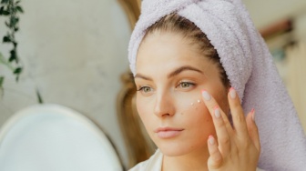 3 Sunscreen yang Cocok Dipakai di Cuaca Panas dan Aktivitas Outdoor